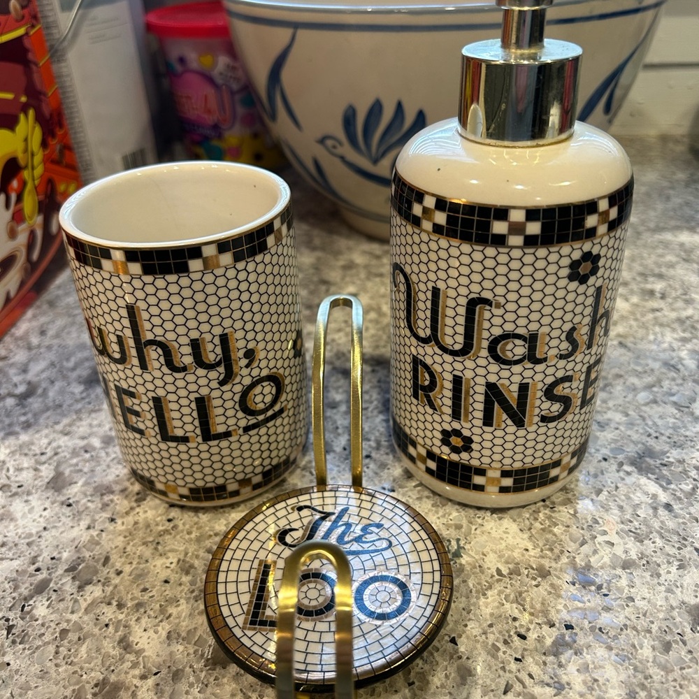 Anthropologie bistro tile Bathroom Set of 3 - Picture 2 of 7